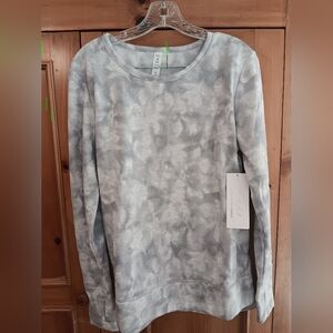 VOGO Athletica Gray Tie-Dye Top NEW